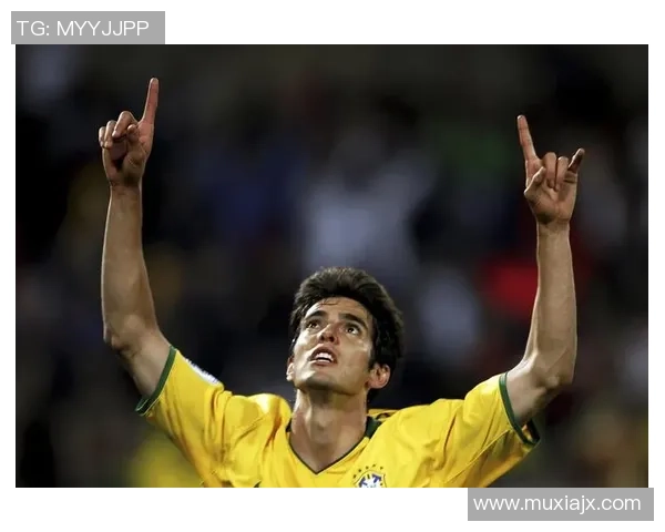 现役足球巨星排名盘点:各大球员的辉煌成就与未来前景分析